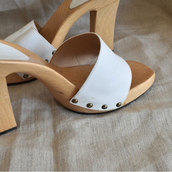 Vtg 90s Nicole Miller for Candies White Leather Wood Heel Slides Sz 8 - Picture 5 of 8